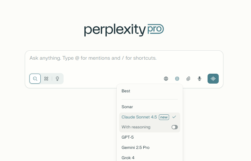 Giao diện Perplexity Pro chọn mô hình Claude Sonnet 4.5 mới, với tùy chọn reasoning và các model AI khác như GPT-5, Gemini 2.5 Pro.